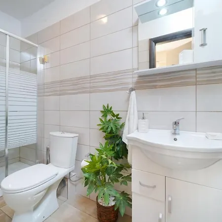 Irene * Skála Marión