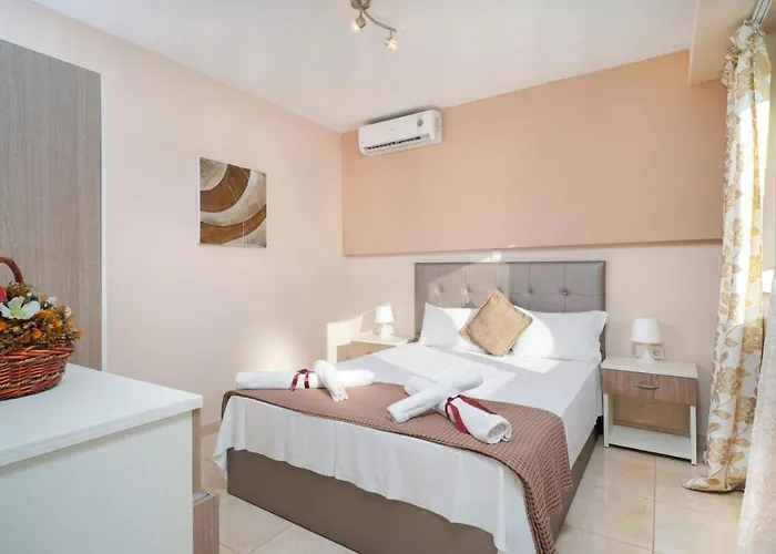 Irene * Skála Marión